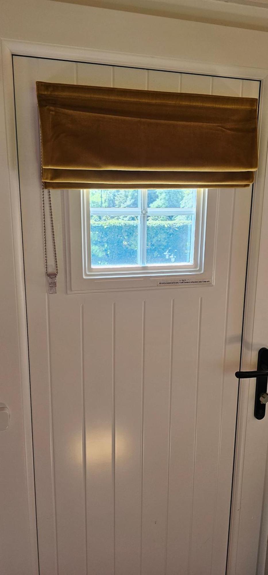 Small Cozy Shepherd Hut 20 By 7 Feet With Boxed In High Double Bed Balmacara Exteriör bild
